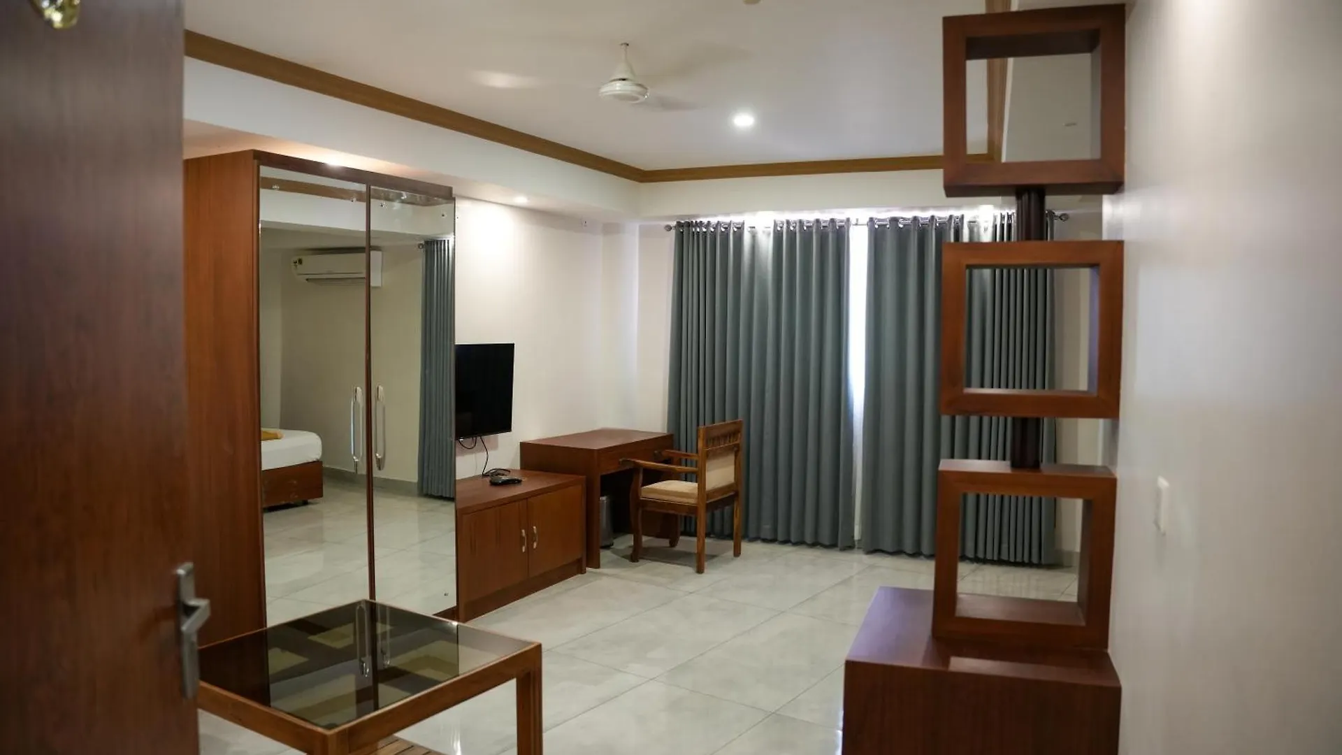 Regency Club Hotel Thrissur