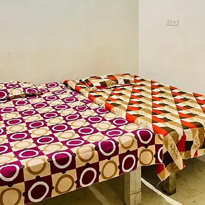 house-om-sai.hotels-varanasi.com/