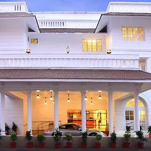 Hotel Luciya Palace, Thrissur